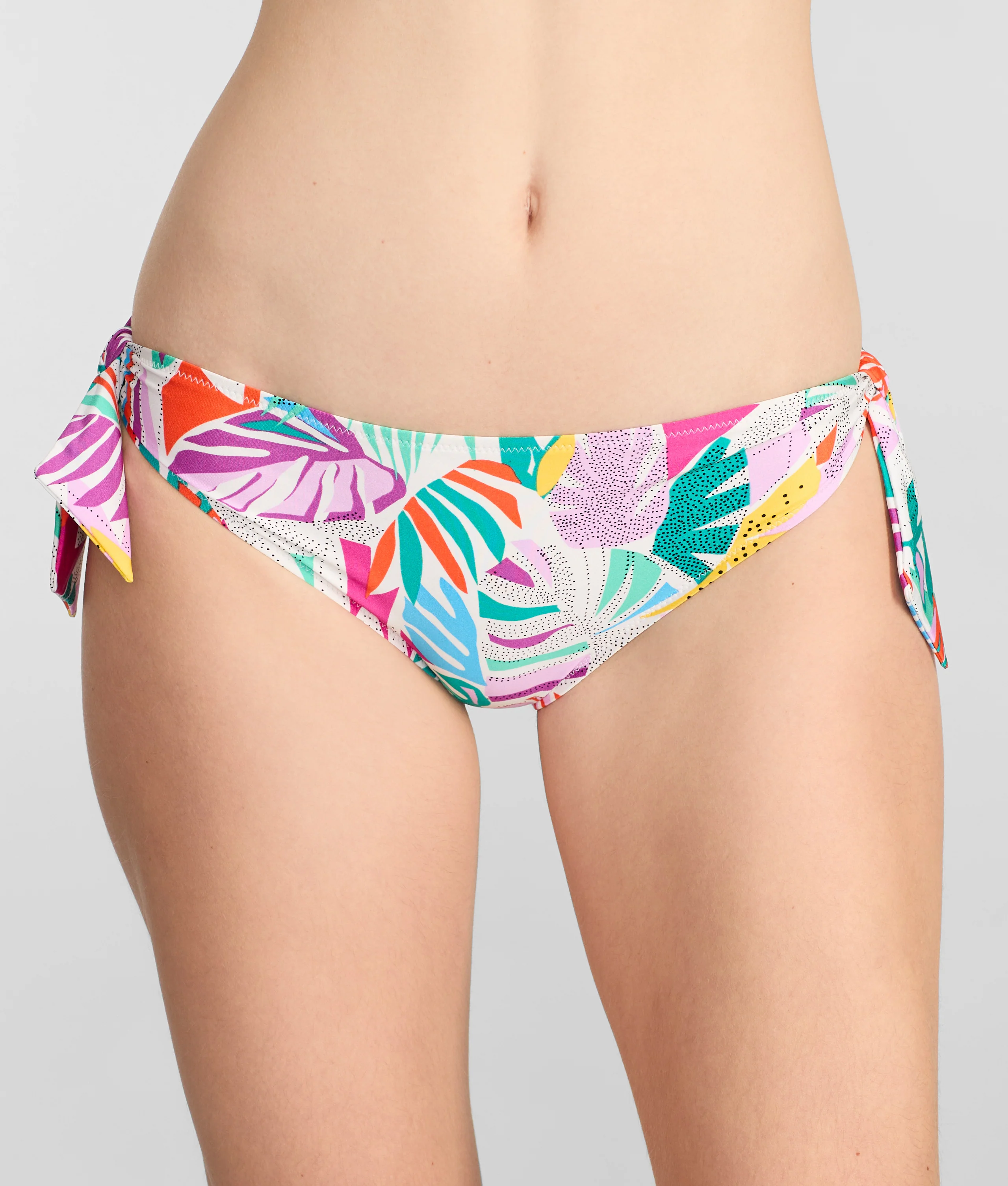 Follow The Sun Lynn Bikini Bottom - Image 3