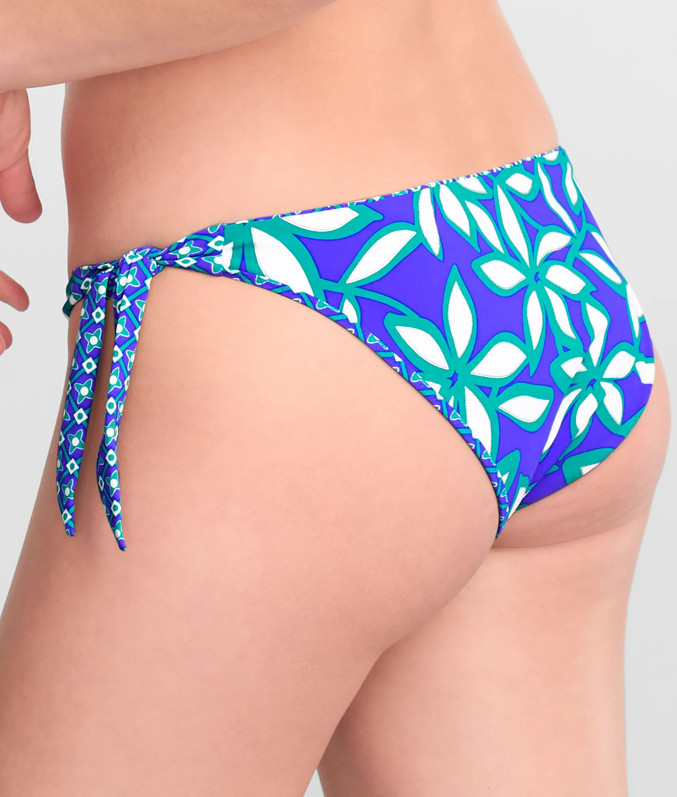Beach Blossom Mimi Reversible Bikini Bottom - Image 6