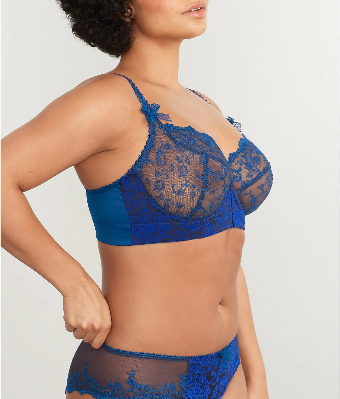 Gaby Longline Bra - Image 16