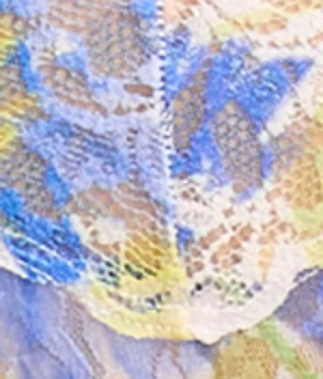 Signature Lace Printed V-Kini - Image 10