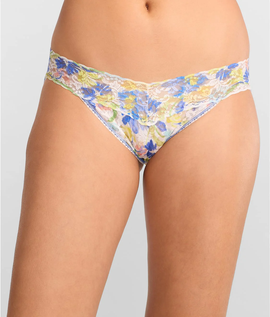 Signature Lace Printed V-Kini - Image 8