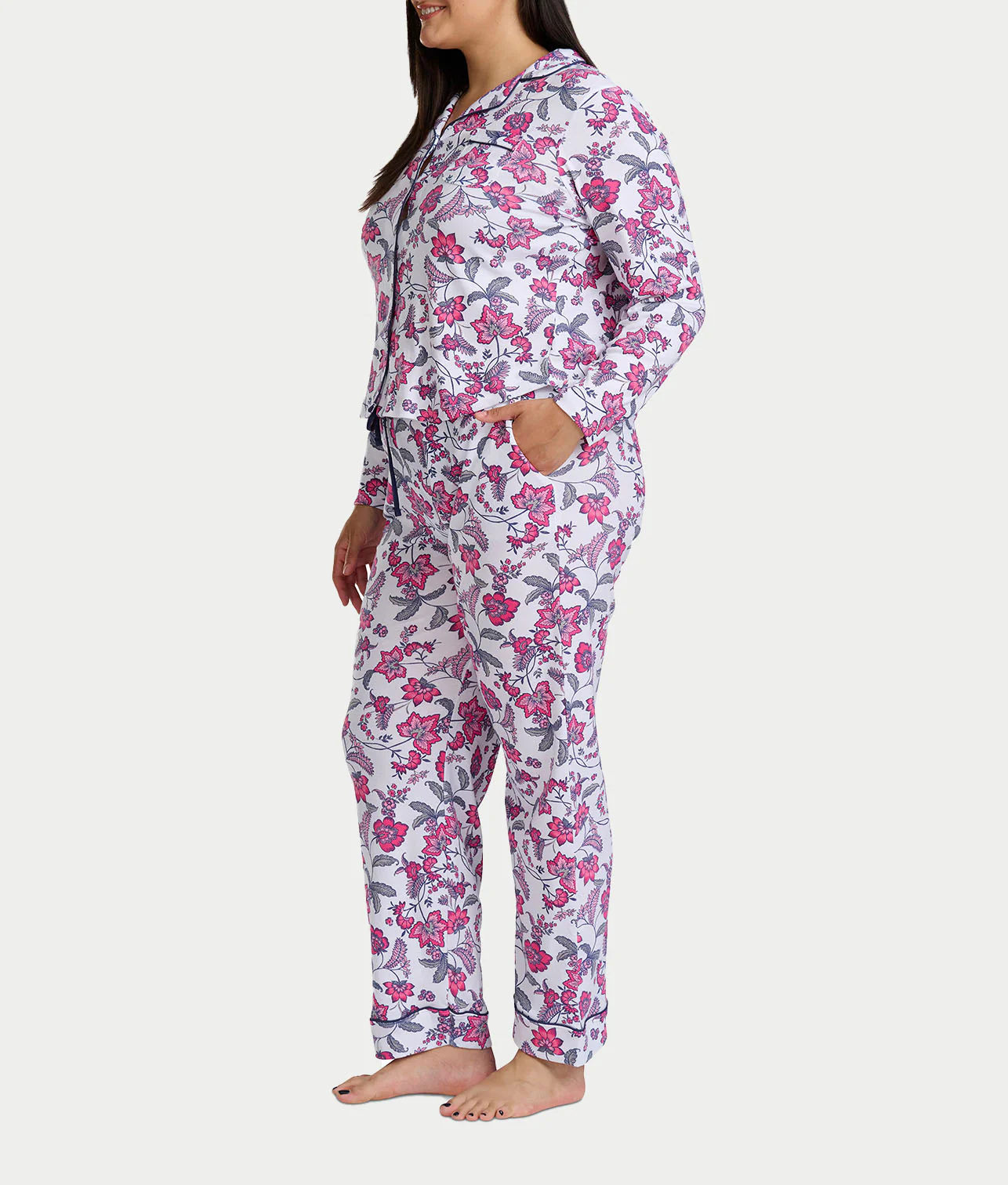 Jolly & Bright Long Sleeve Notch Pajama Set - Image 17