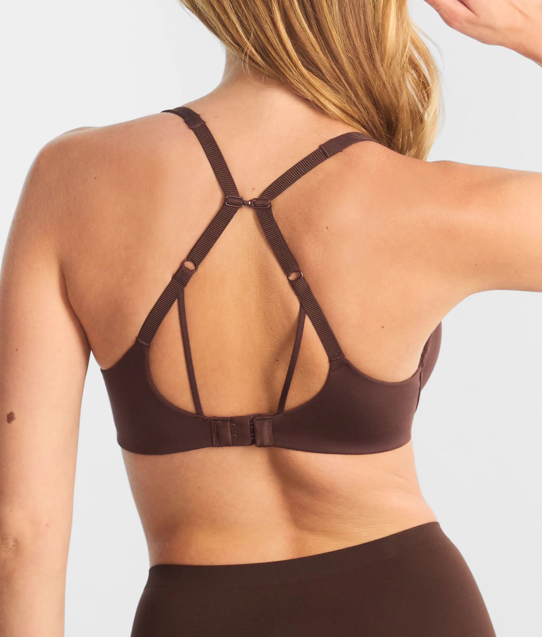 Luxe Essentials High Apex Bra - Image 14