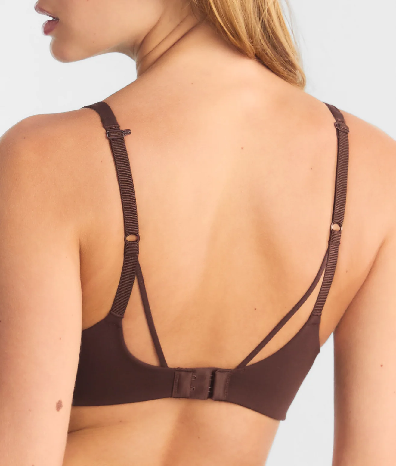 Luxe Essentials High Apex Bra - Image 18