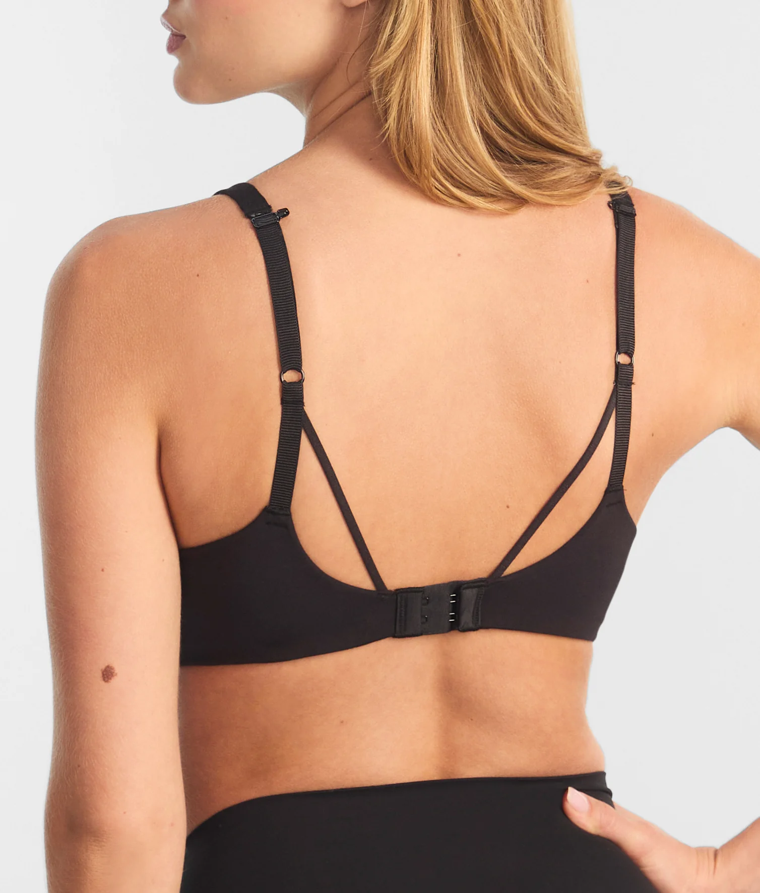 Luxe Essentials High Apex Bra - Image 22