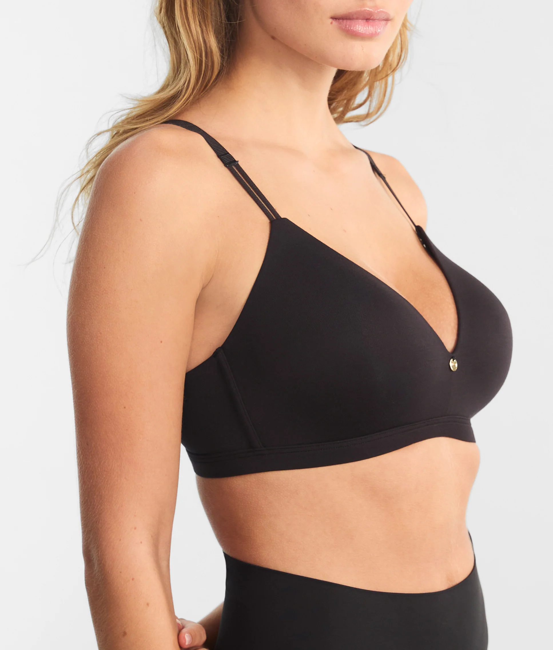 Luxe Essentials Wire-Free Bra - Image 15