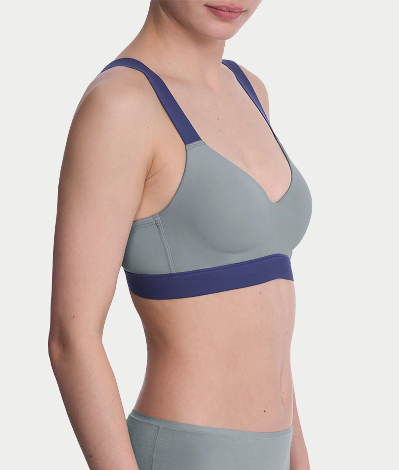 Dynamic Anywhere High Impact Underwire Sports Bra - Image 4