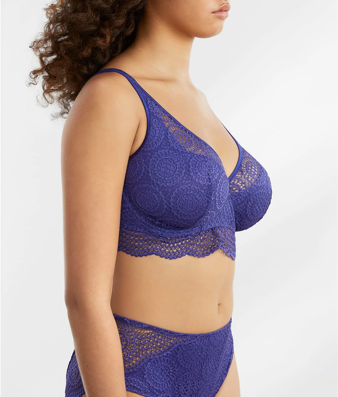 Petit Paris Plunge Longline Bra - Image 3