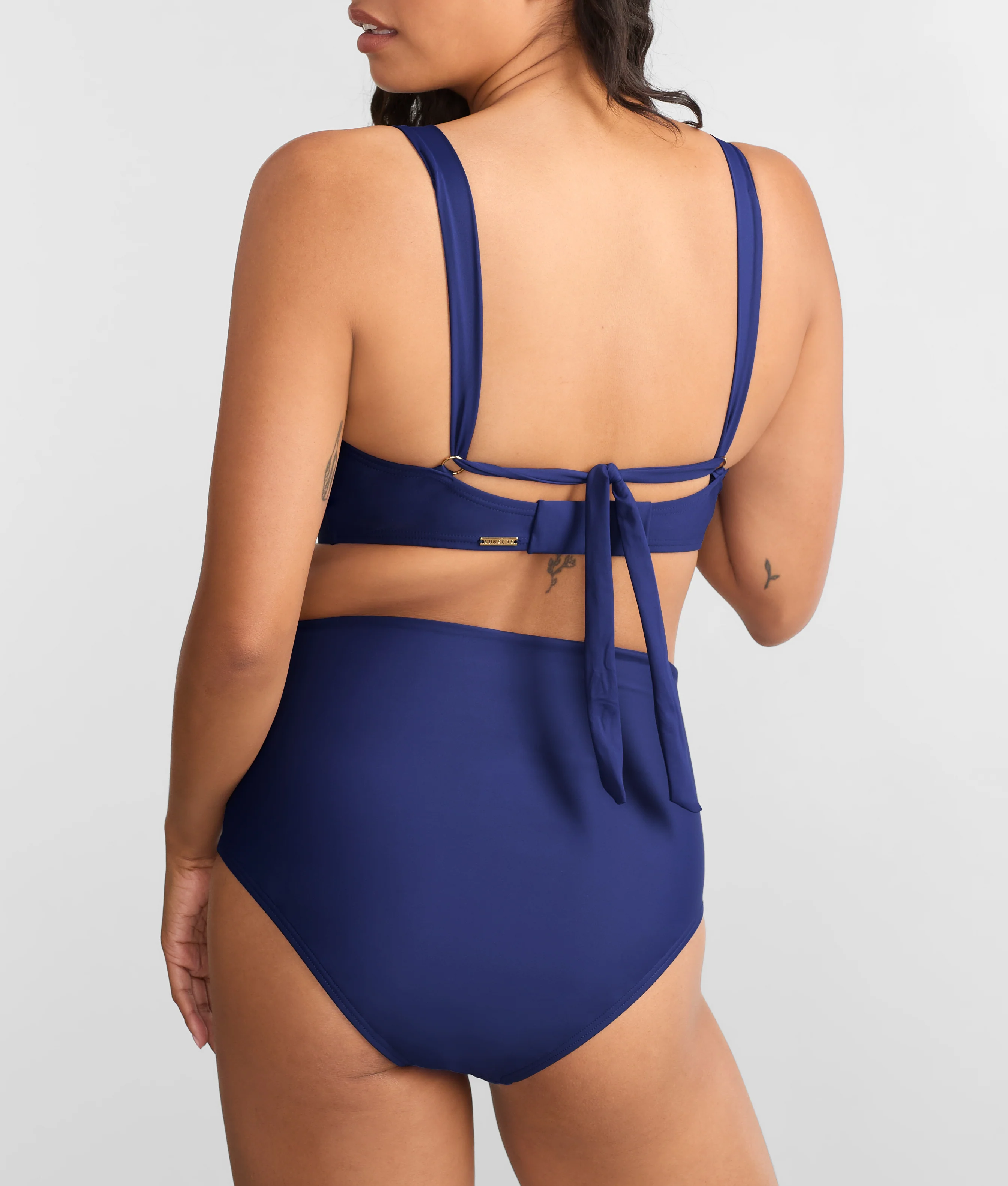 Vienna V-Wire Bikini Top - Image 10