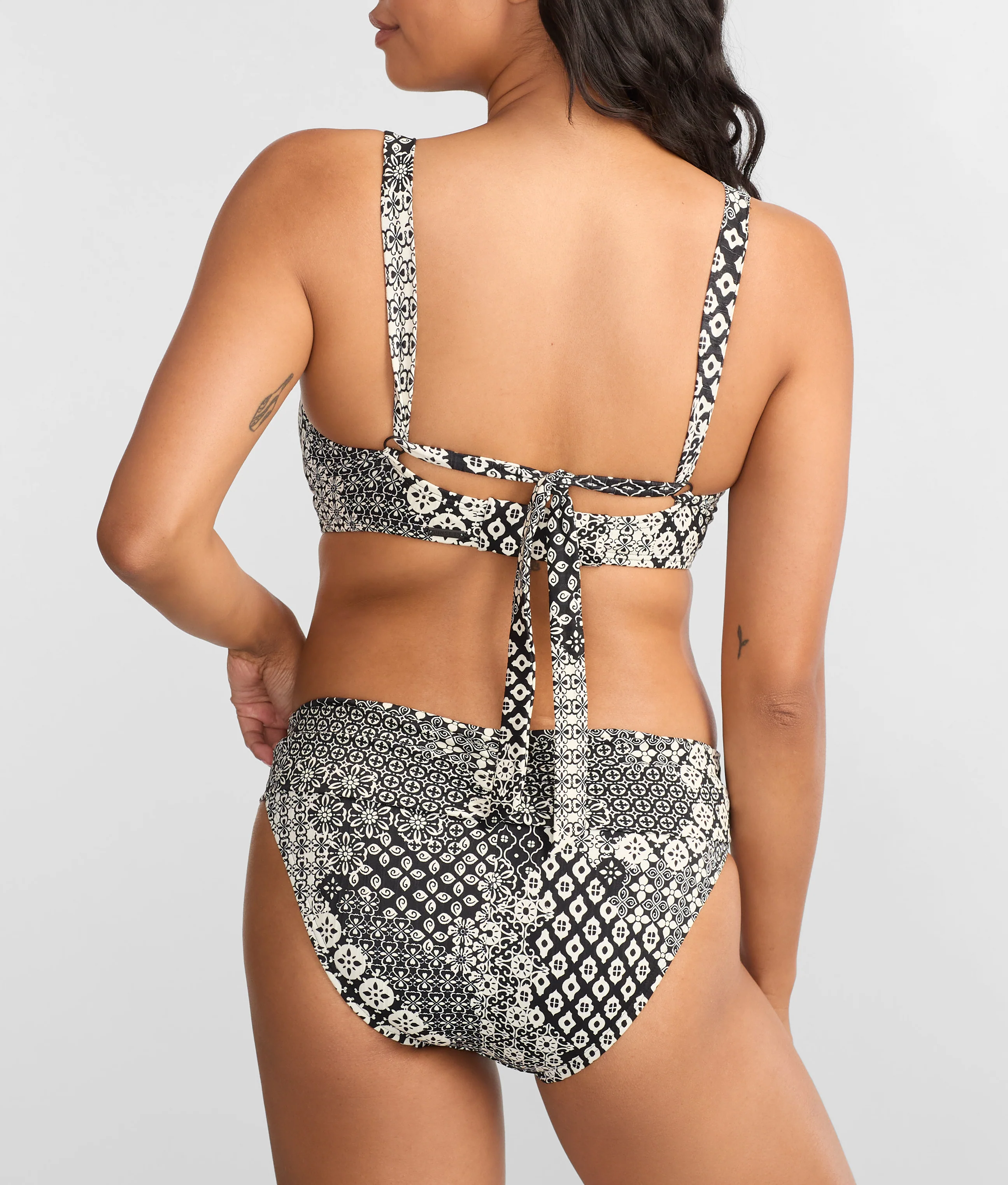 Vienna V-Wire Bikini Top - Image 59