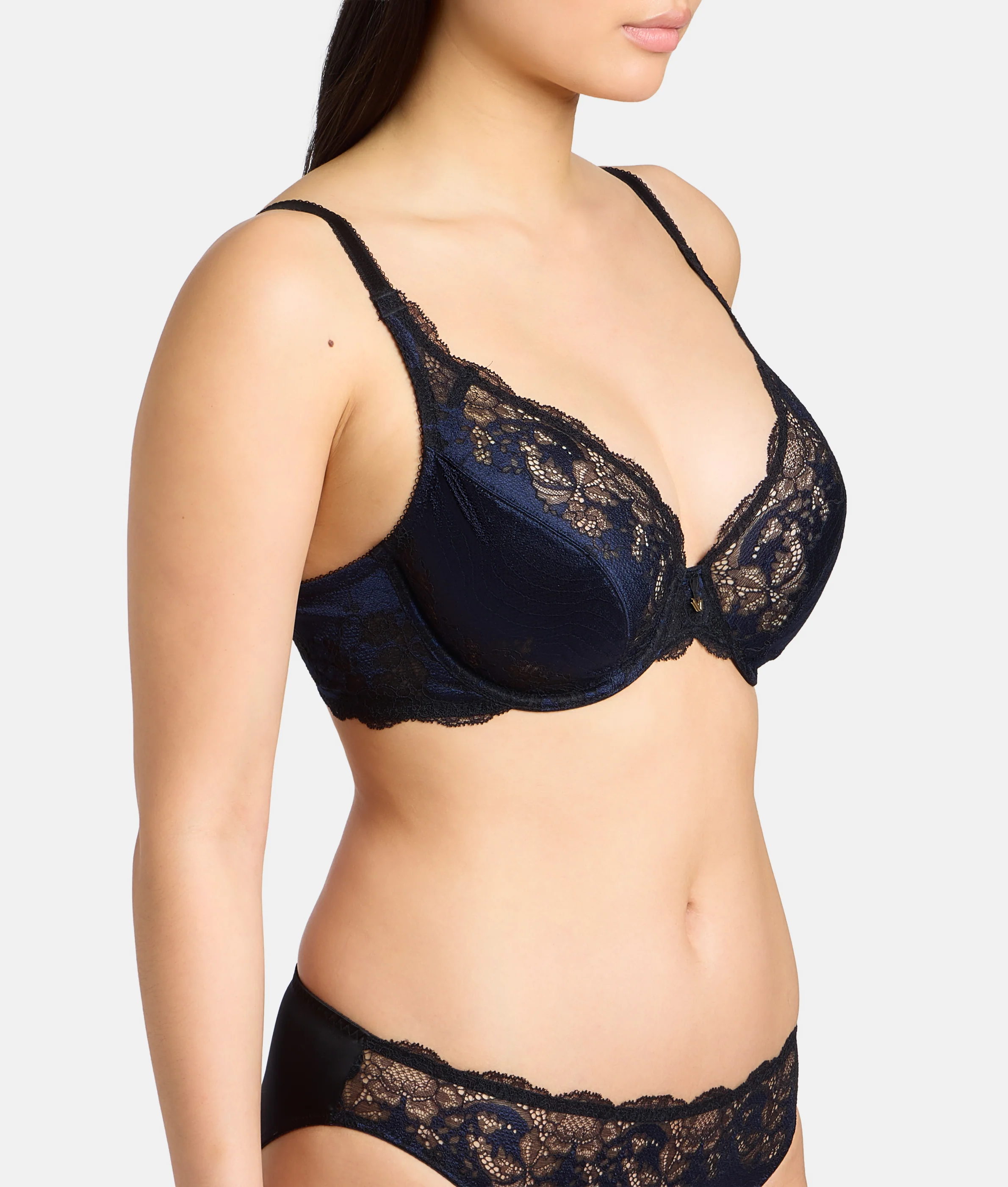 Modern Affair Plunge Bra - Image 10