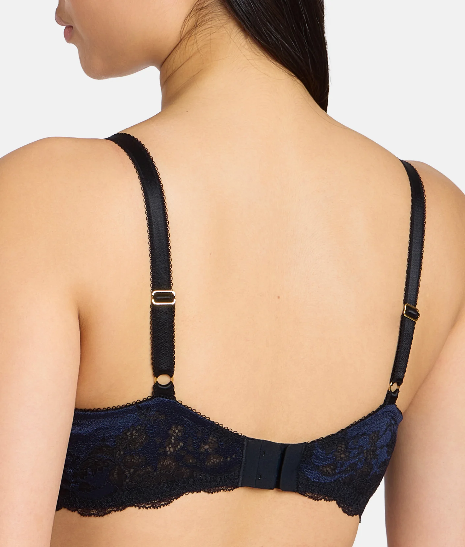 Modern Affair Plunge Bra - Image 13